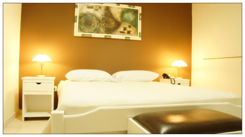 Hotel Boutique Santiago 圣地亚哥-德尔埃斯特罗 客房 照片